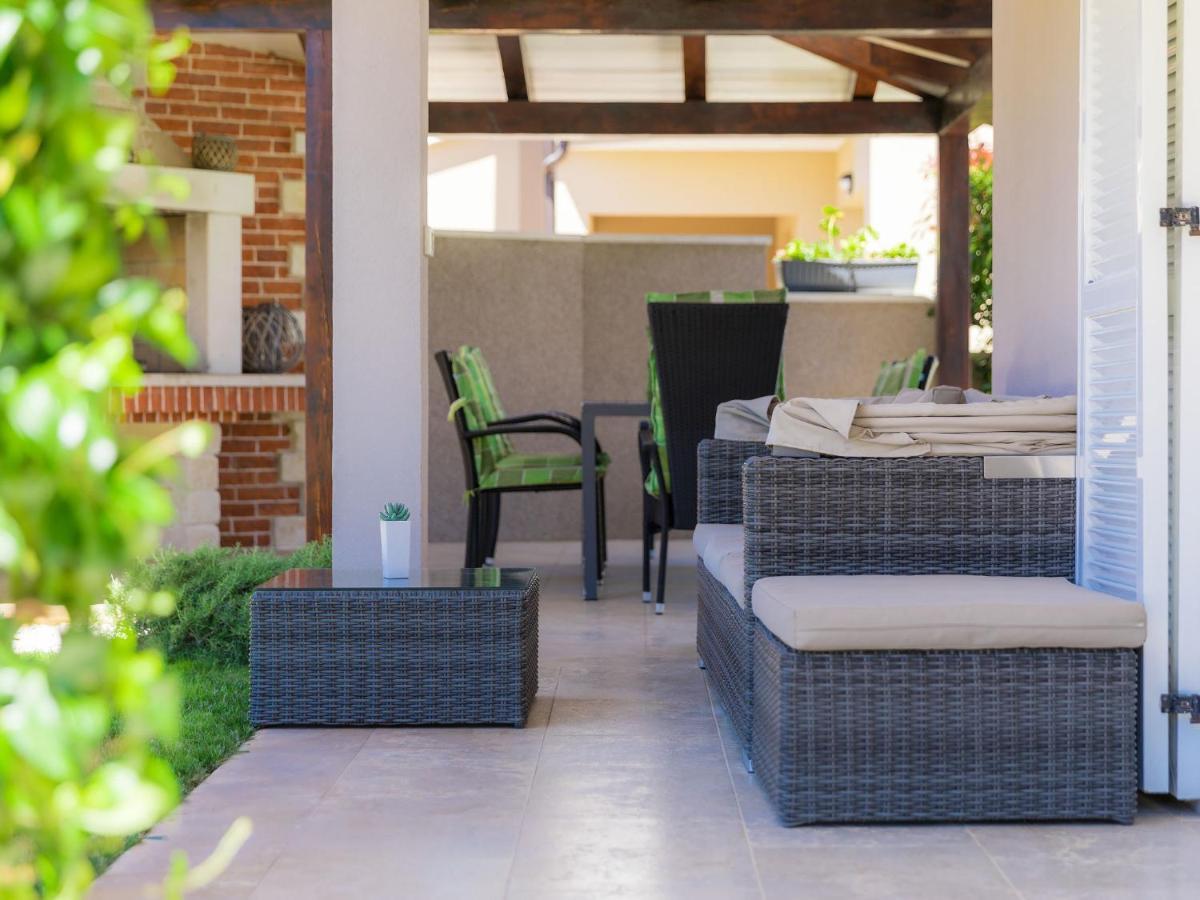 Holiday Home Villa Valentina By Interhome Loborika Zewnętrze zdjęcie
